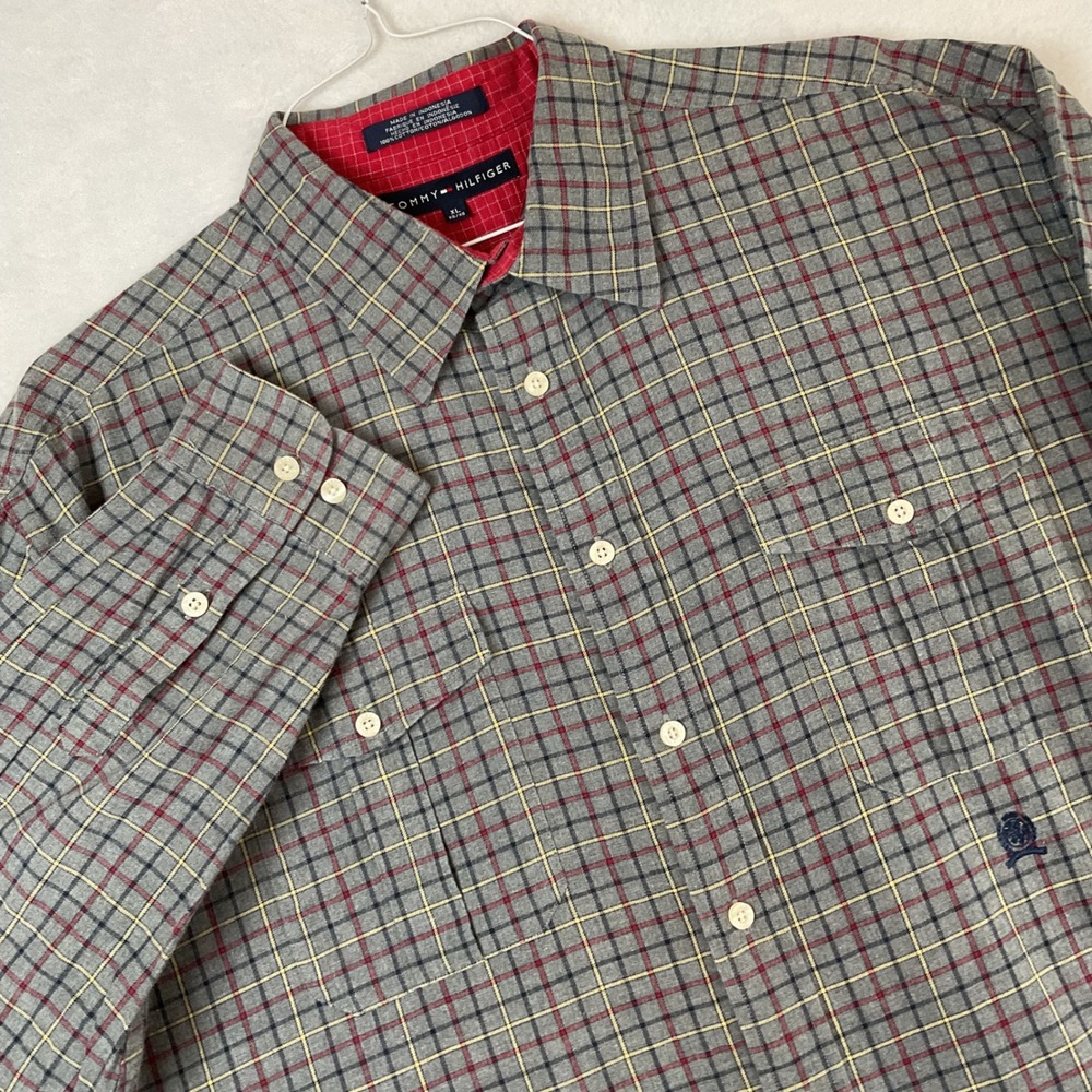 Tommy Hilfiger Mens XL Grey Red Plaid Flannel Button Down Shirt Double Pocket